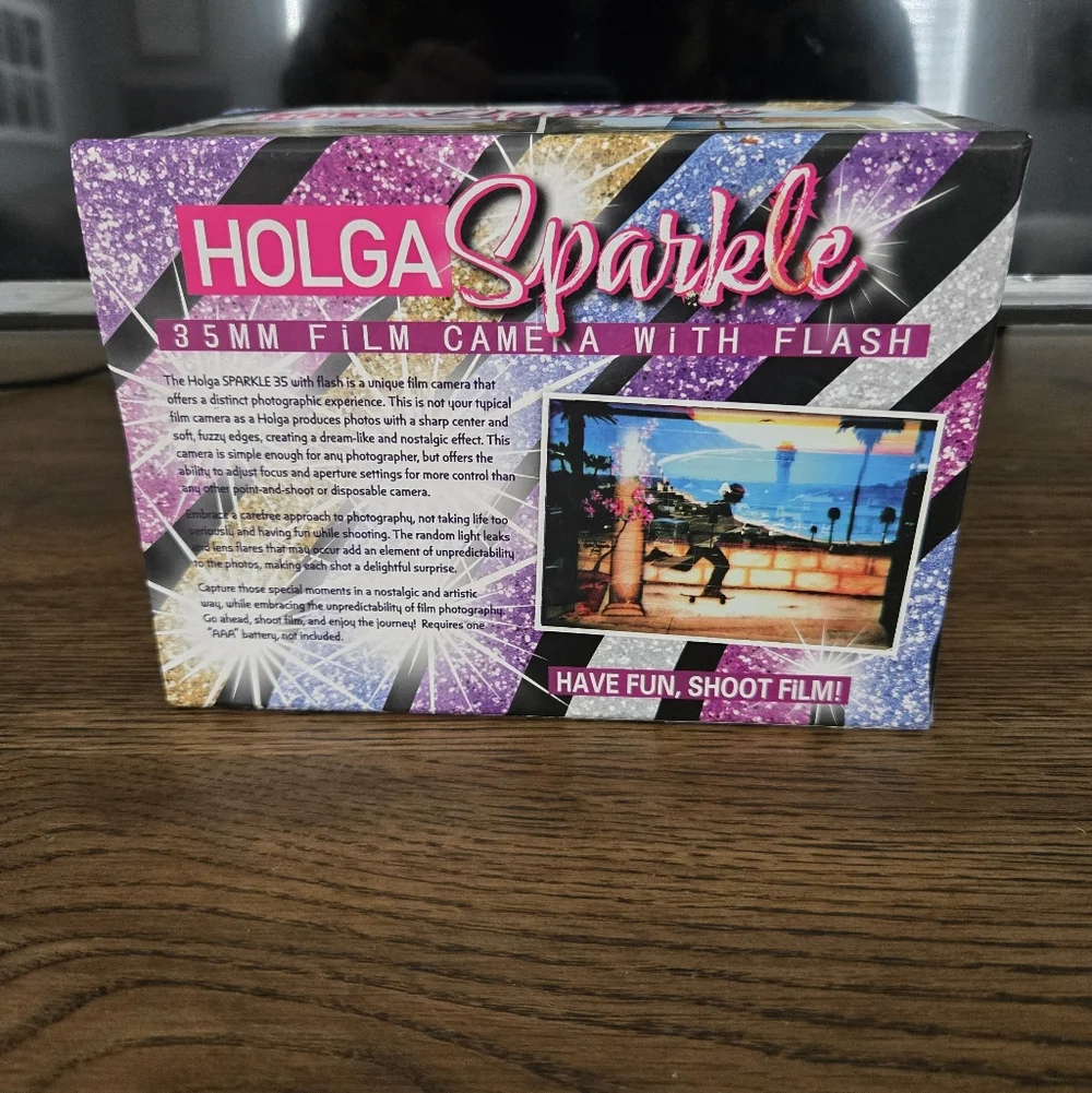 NIB Holga 135FC 35mm Film Camera – Classic Lomography